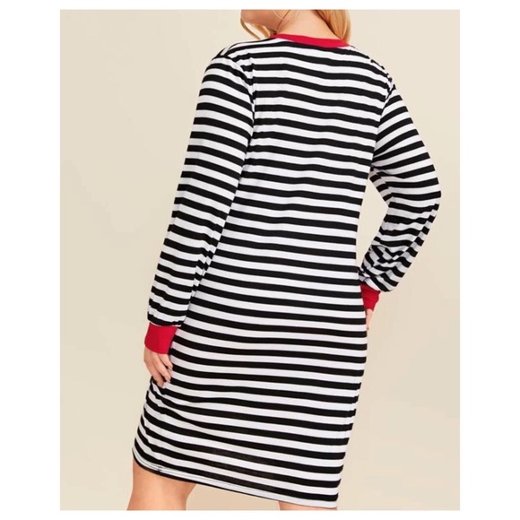 ➕ Striped Tee Dress - Picture 3 of 6